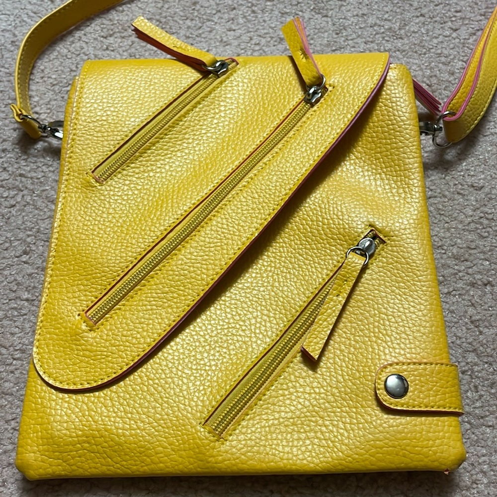 Handmade crossbody bag (10*9*2)